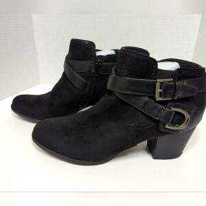 Indigo Rd Ladies Sz 10M Moto Booties Ankle Faux Leather Suede Black Block Heel